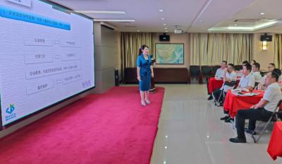 在书香中探寻利润的密码——合肥www.jinnianhui.com金年会体育2024首届读书会《缔造利润》